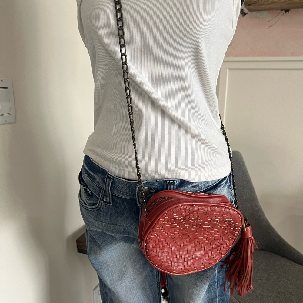 Anthropologie Woven Vegan Leather Chunky Chain TASSEL Crossbody Bag Red